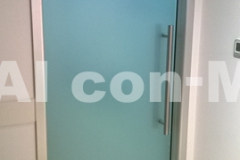 15-Staklena-vrata-sa-alu-dovratnikom