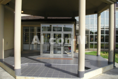 17-Trokrilna-aluminijska-vrata